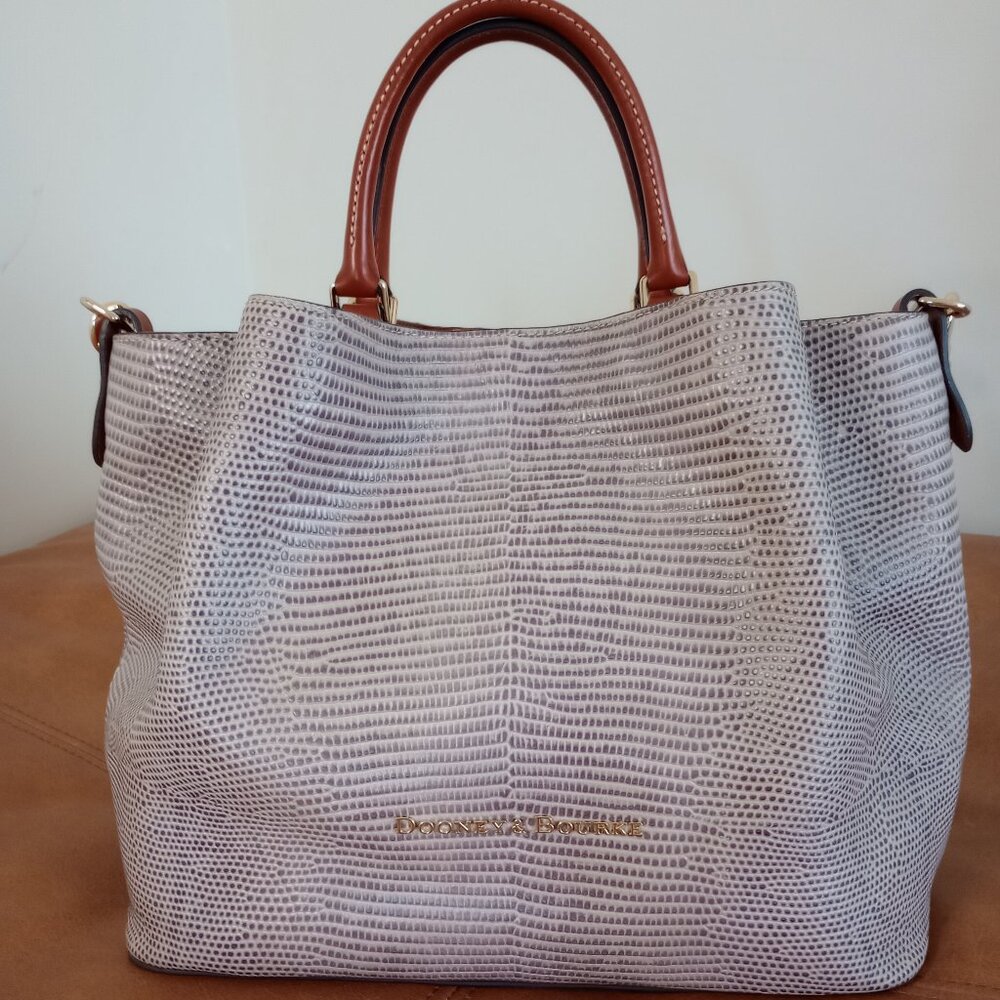 Dooney & Bourke Lizard Embossed Large Barlow